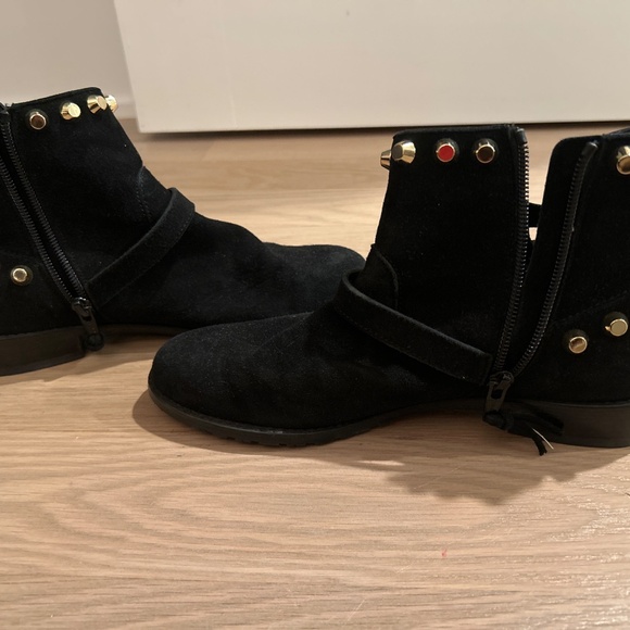 Stuart Weitzman Ankle Black Suede Gold Studded Flat Bootie size6 - Picture 5 of 6